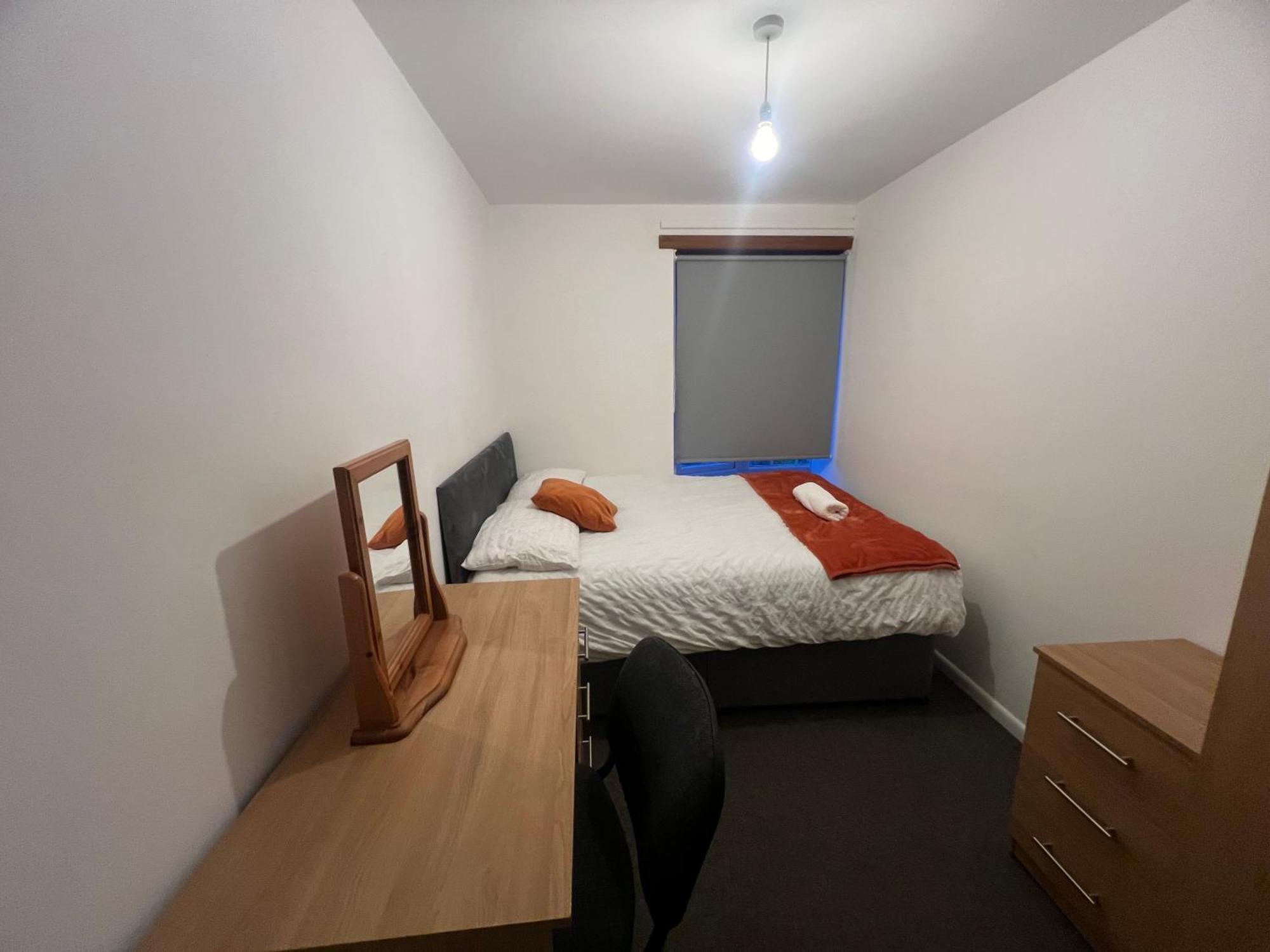 The Coral Guest House 1 Mile From Winchester Market Luaran gambar
